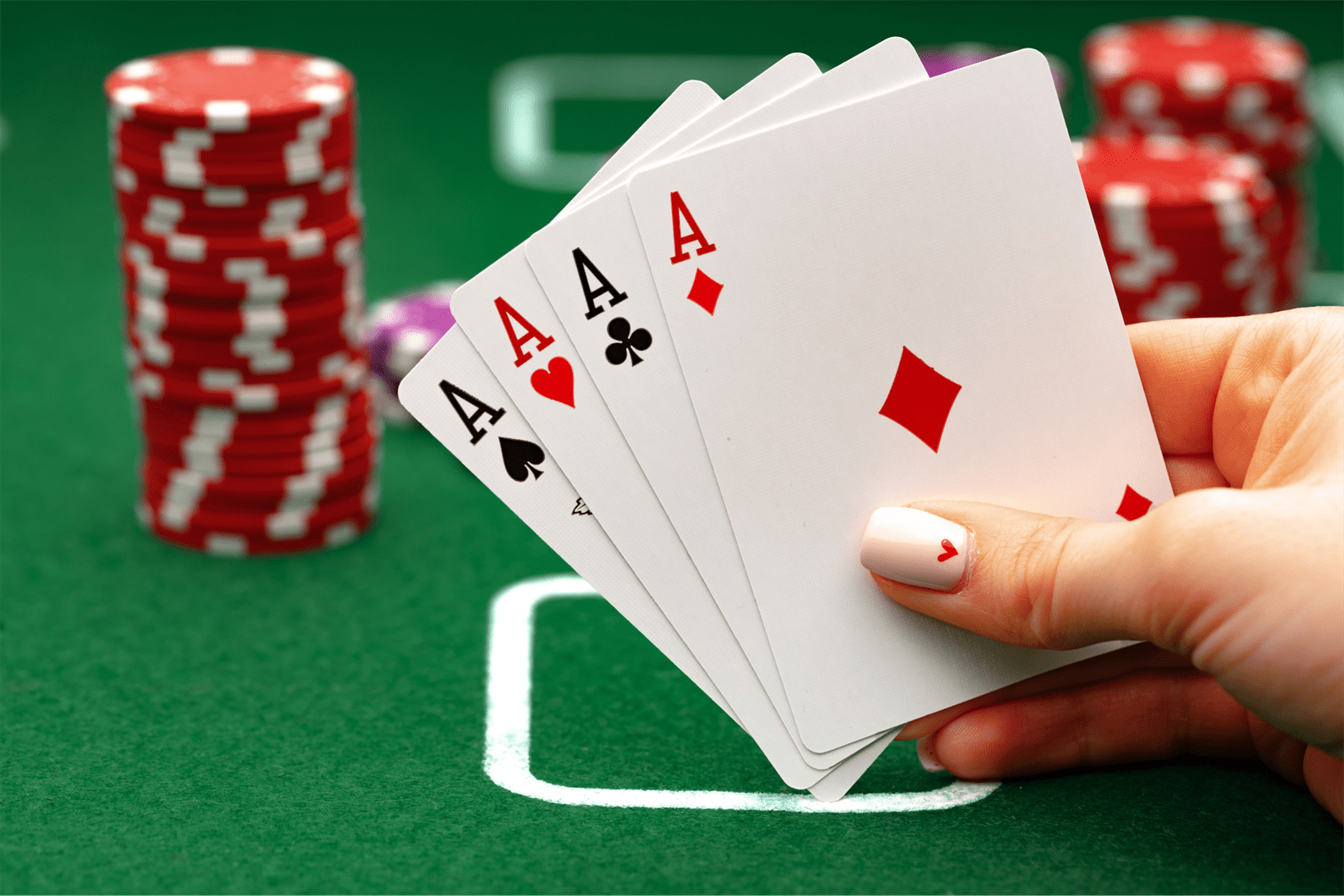 Two Suits, Four Hole Cards: Strategies for Navigating Omaha Poker’s Unique Challenges