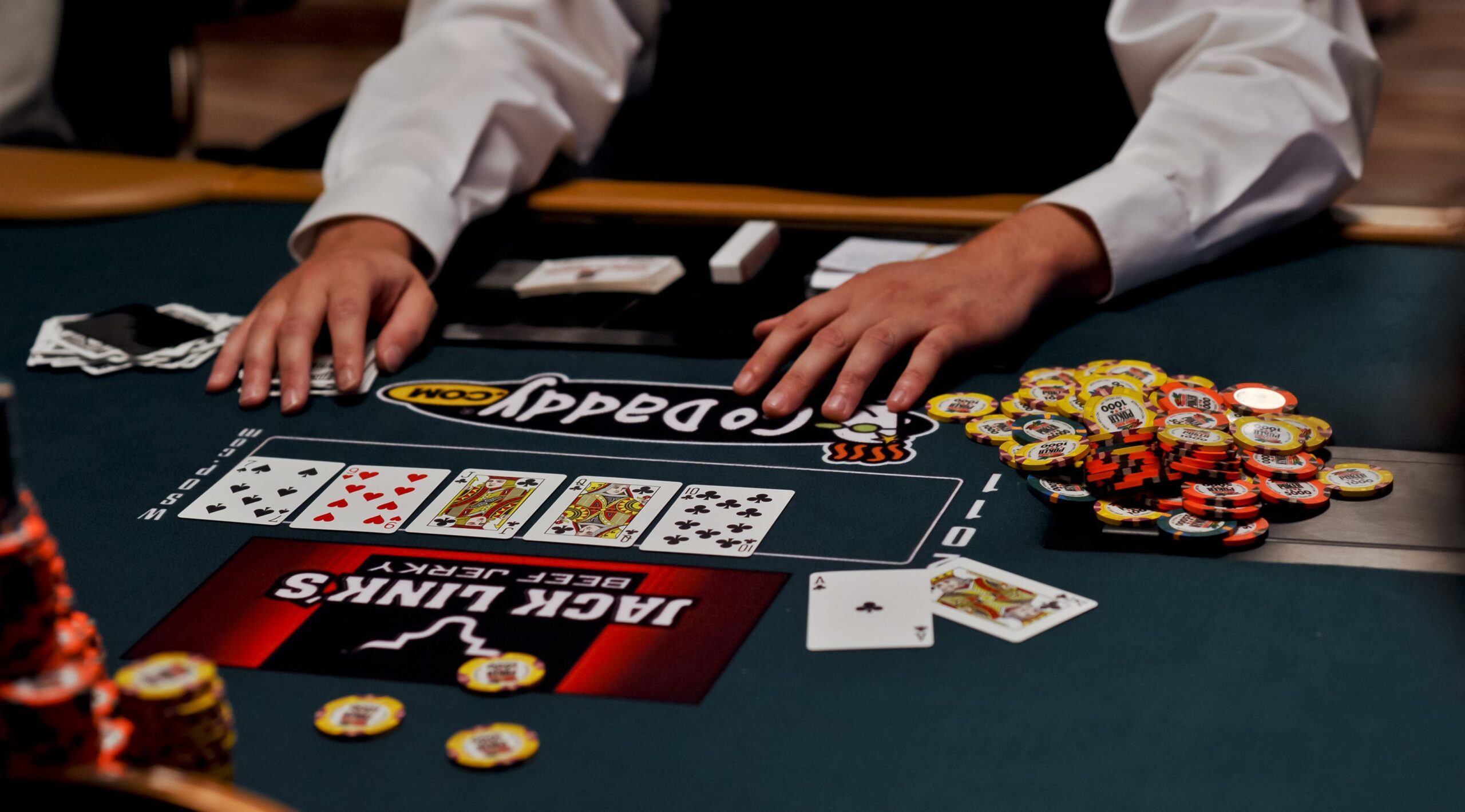 Poker Terminology Demystified: Unlocking the Meaning Behind the Buzzwords